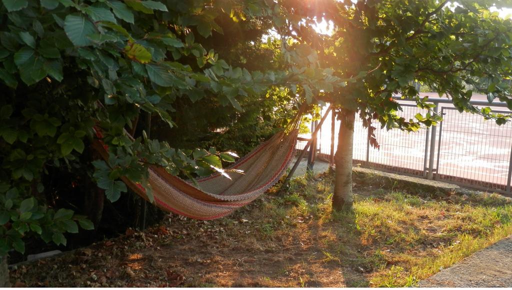 H.A.N.D Surf Hostel Langre  Luaran gambar