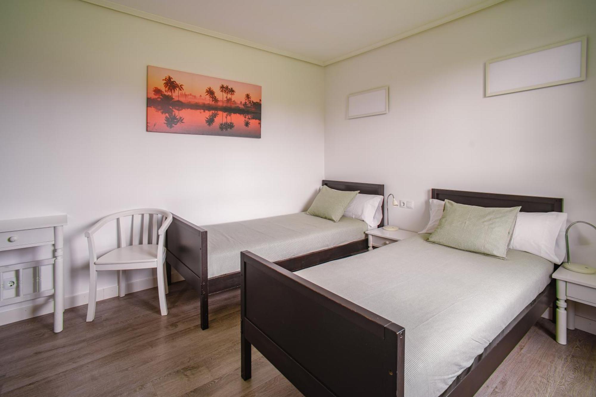 H.A.N.D Surf Hostel Langre  Luaran gambar