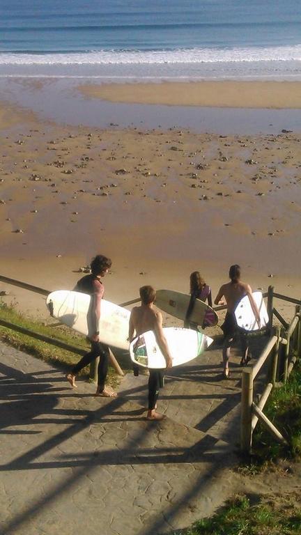 H.A.N.D Surf Hostel Langre  Luaran gambar
